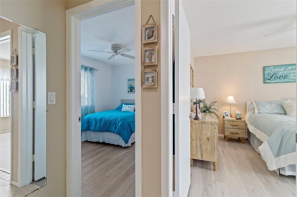 待售: $205,000 (2 贝兹, 2 浴室, 911 平方英尺)