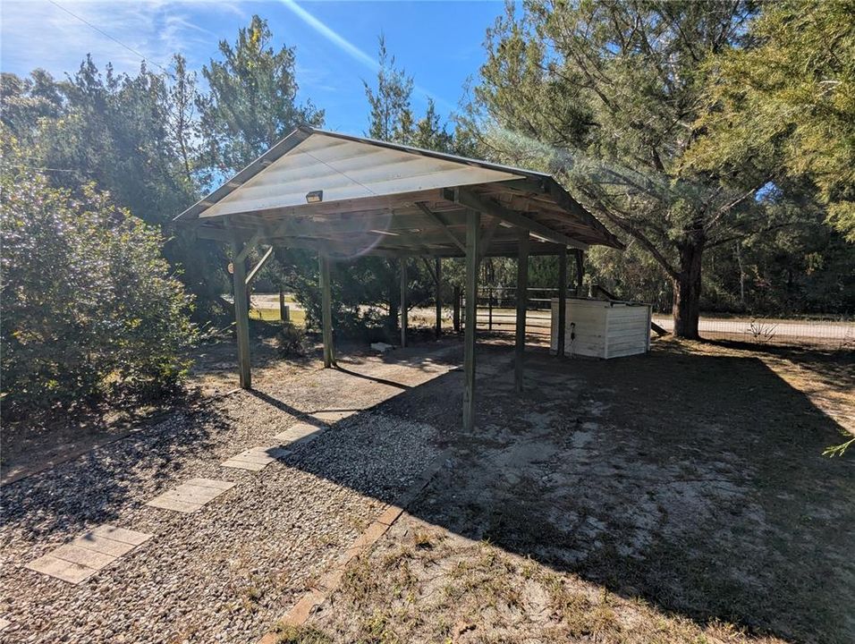 На продажу: $59,900 (3 спален, 2 ванн, 896 Квадратных фут)