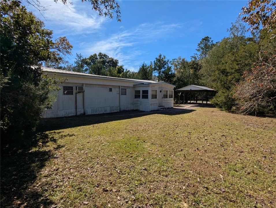 На продажу: $59,900 (3 спален, 2 ванн, 896 Квадратных фут)