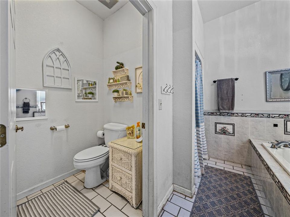 En Venta: $1,525,000 (3 camas, 2 baños, 5880 Pies cuadrados)