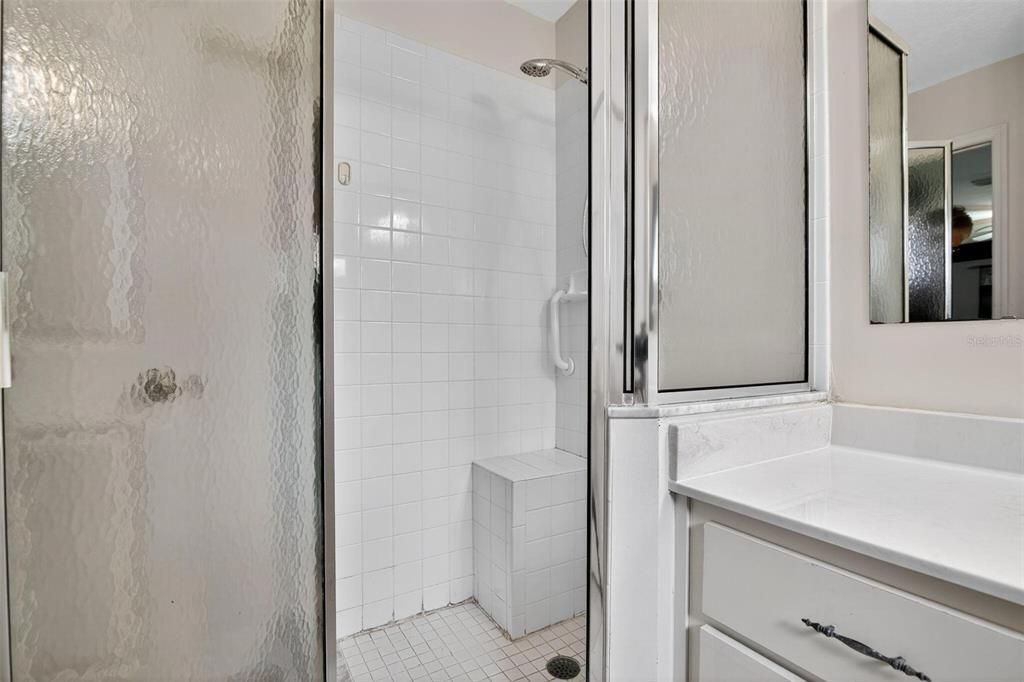 For Sale: $210,990 (2 beds, 2 baths, 1460 Square Feet)