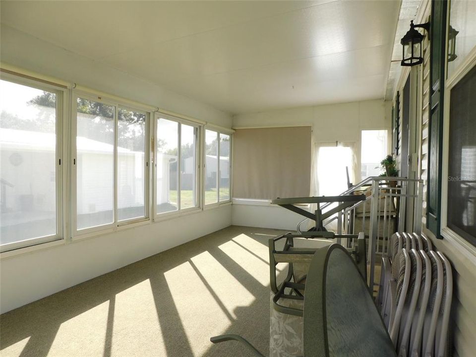 待售: $196,000 (2 贝兹, 2 浴室, 1296 平方英尺)