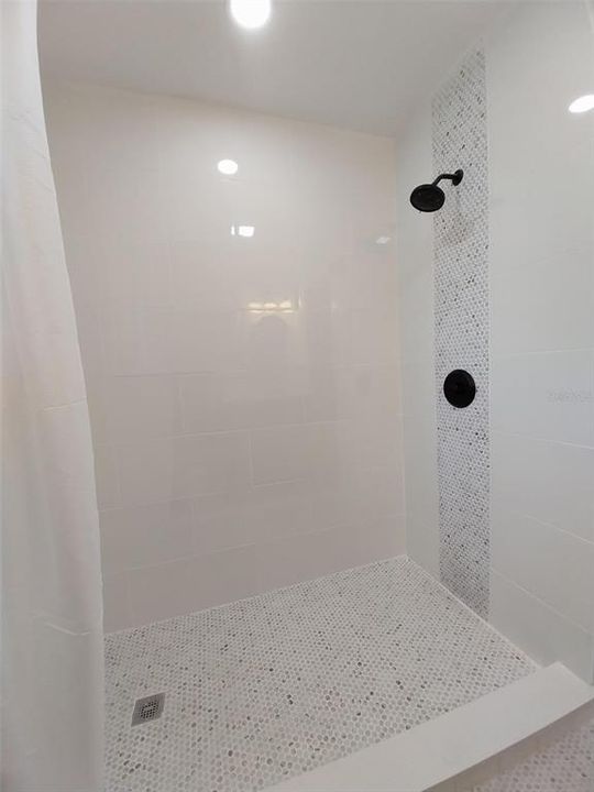 For Sale: $369,000 (3 beds, 2 baths, 1344 Square Feet)