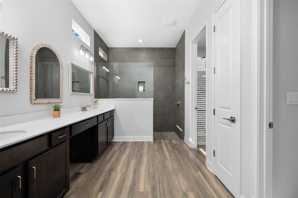 For Sale: $731,850 (4 beds, 3 baths, 2541 Square Feet)