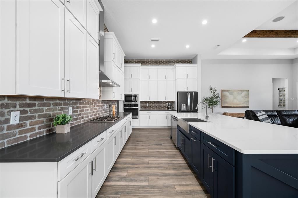 For Sale: $731,850 (4 beds, 3 baths, 2541 Square Feet)