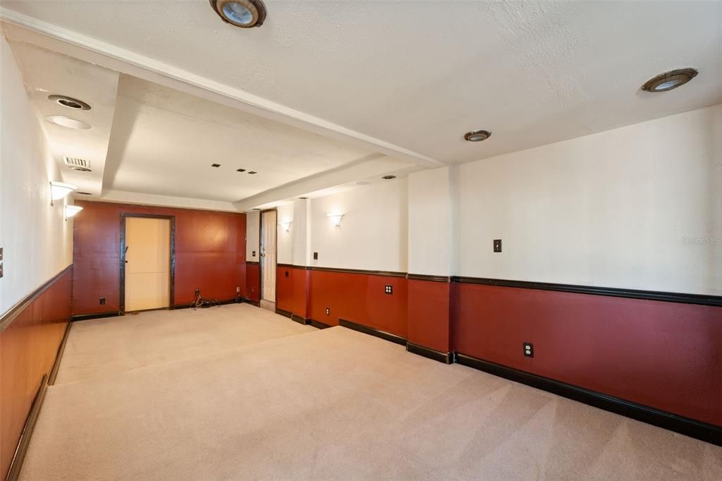 待售: $349,000 (4 贝兹, 2 浴室, 1731 平方英尺)