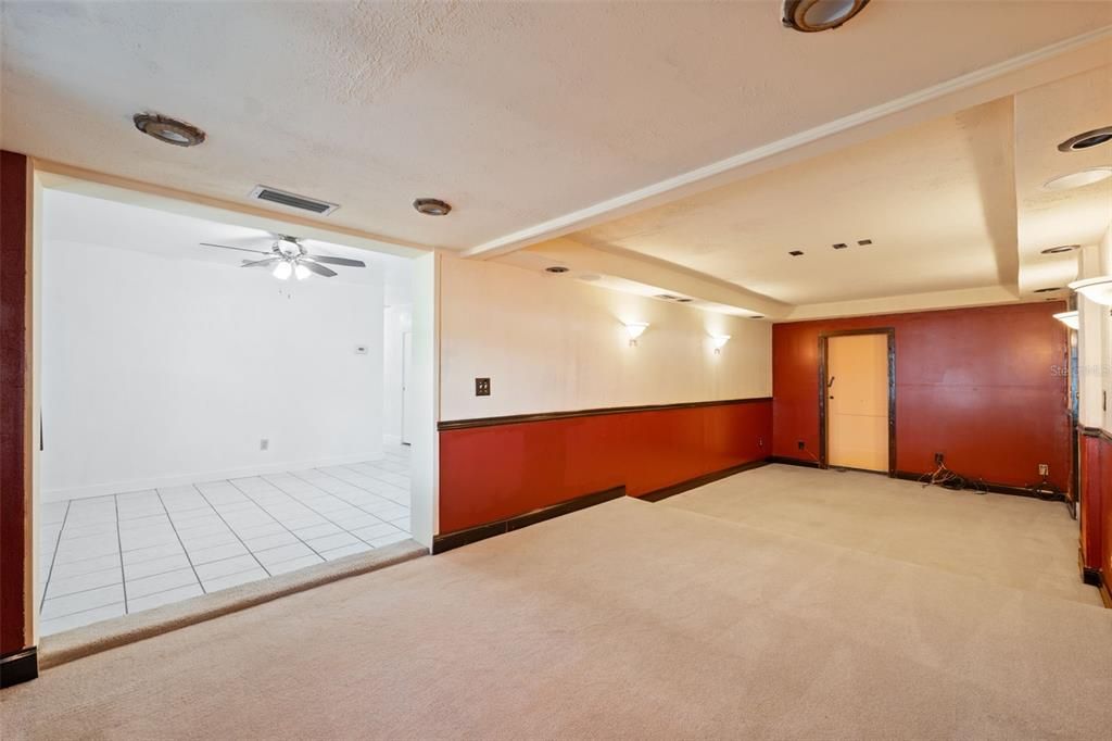 待售: $349,000 (4 贝兹, 2 浴室, 1731 平方英尺)