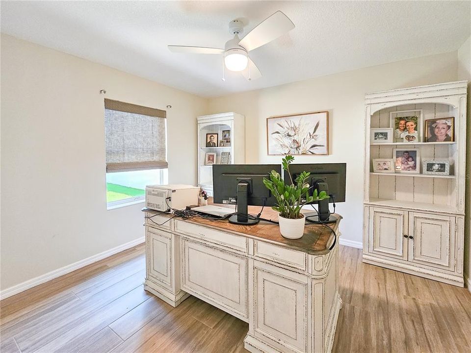 Под контрактом: $579,000 (2 спален, 2 ванн, 1082 Квадратных фут)