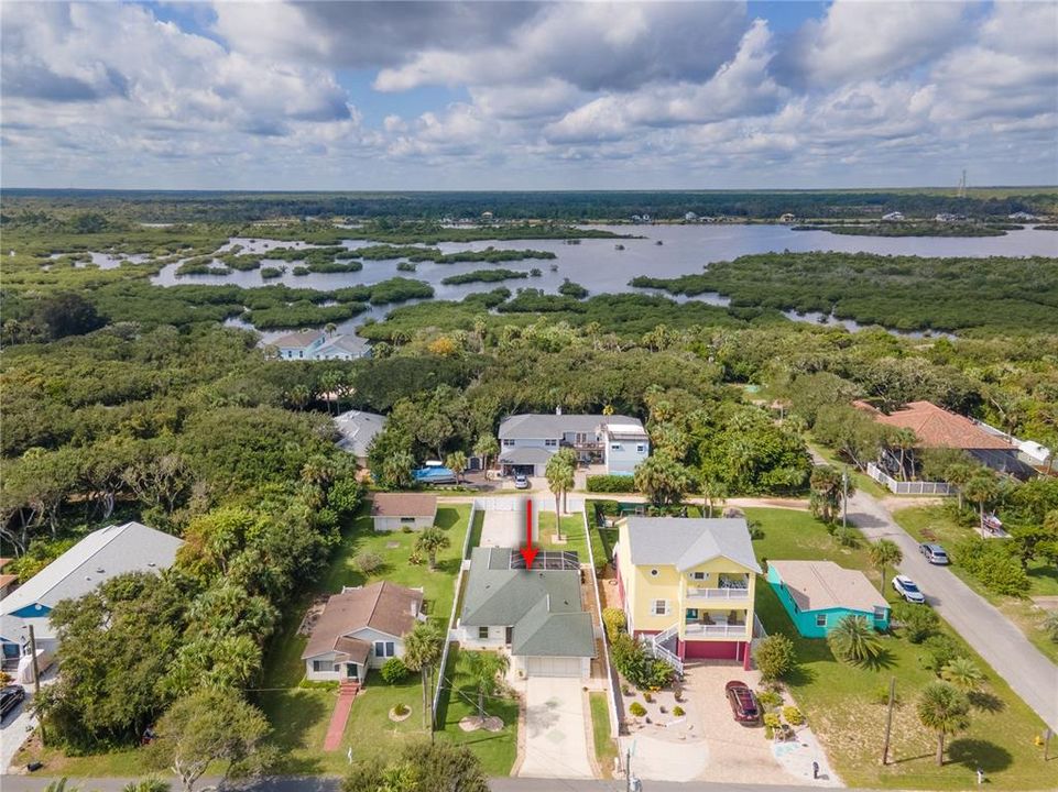 Под контрактом: $579,000 (2 спален, 2 ванн, 1082 Квадратных фут)