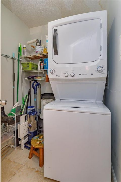 En Venta: $175,000 (2 camas, 1 baños, 851 Pies cuadrados)