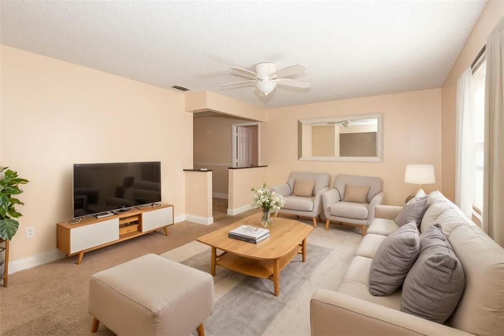 For Sale: $328,900 (4 beds, 2 baths, 1698 Square Feet)