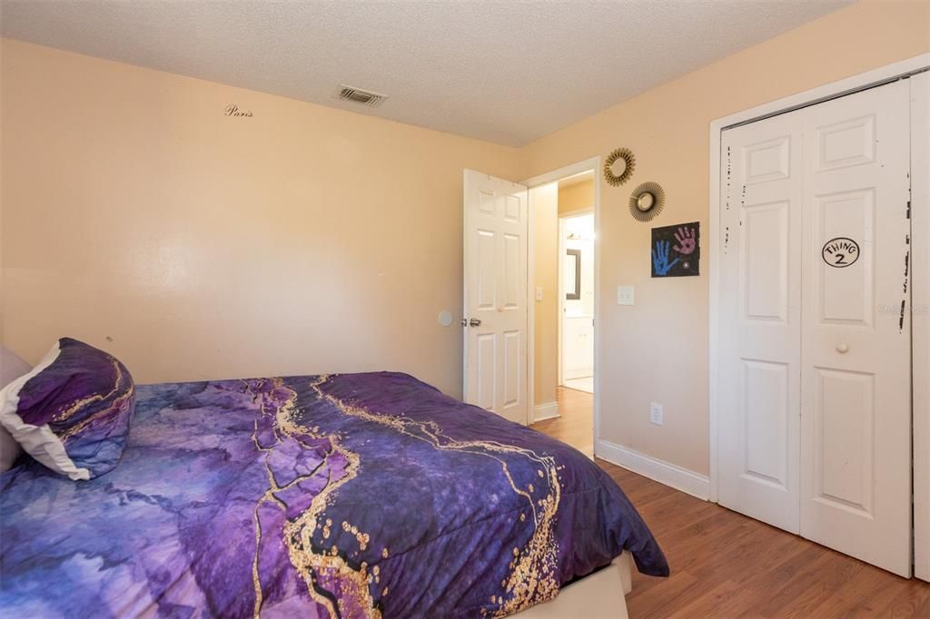 For Sale: $328,900 (4 beds, 2 baths, 1698 Square Feet)