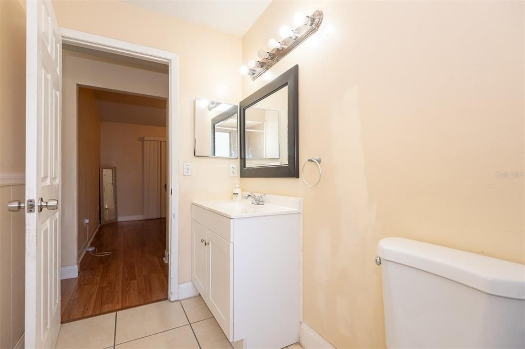 For Sale: $328,900 (4 beds, 2 baths, 1698 Square Feet)