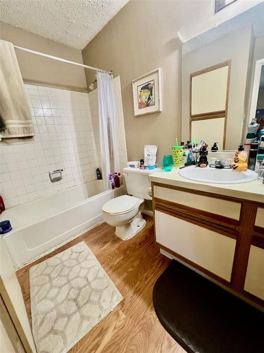 En Venta: $135,900 (2 camas, 2 baños, 962 Pies cuadrados)