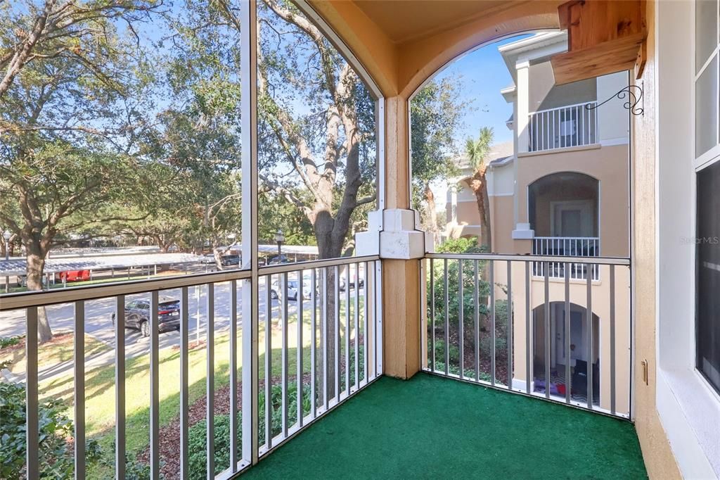 合同活跃: $2,000 (3 贝兹, 2 浴室, 1408 平方英尺)