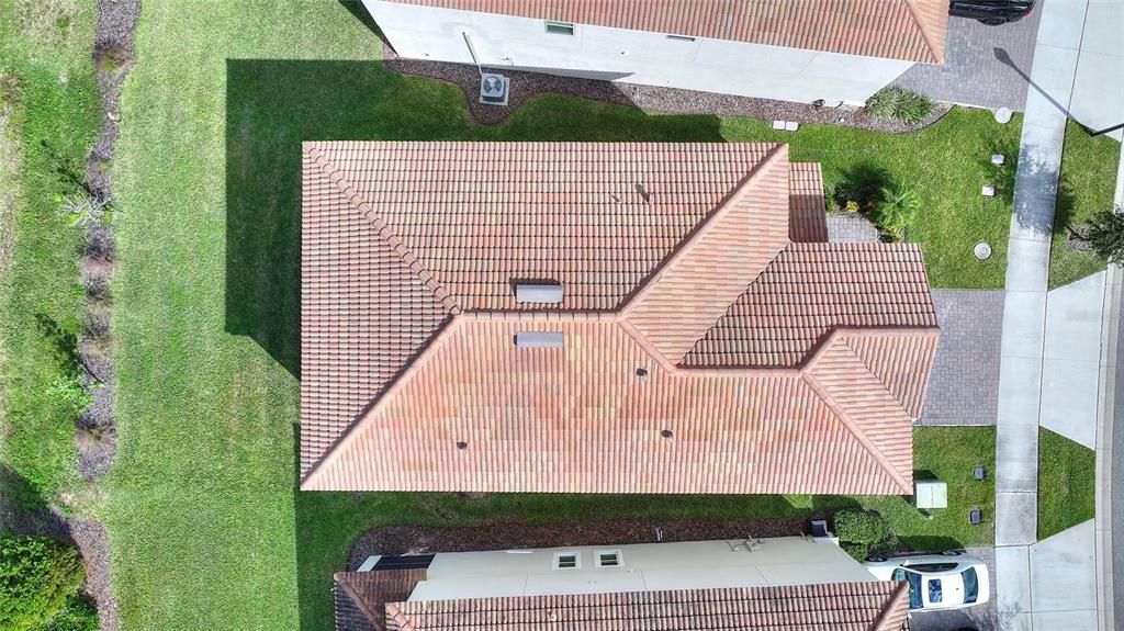 For Rent: $3,000 (4 beds, 2 baths, 2333 Square Feet)