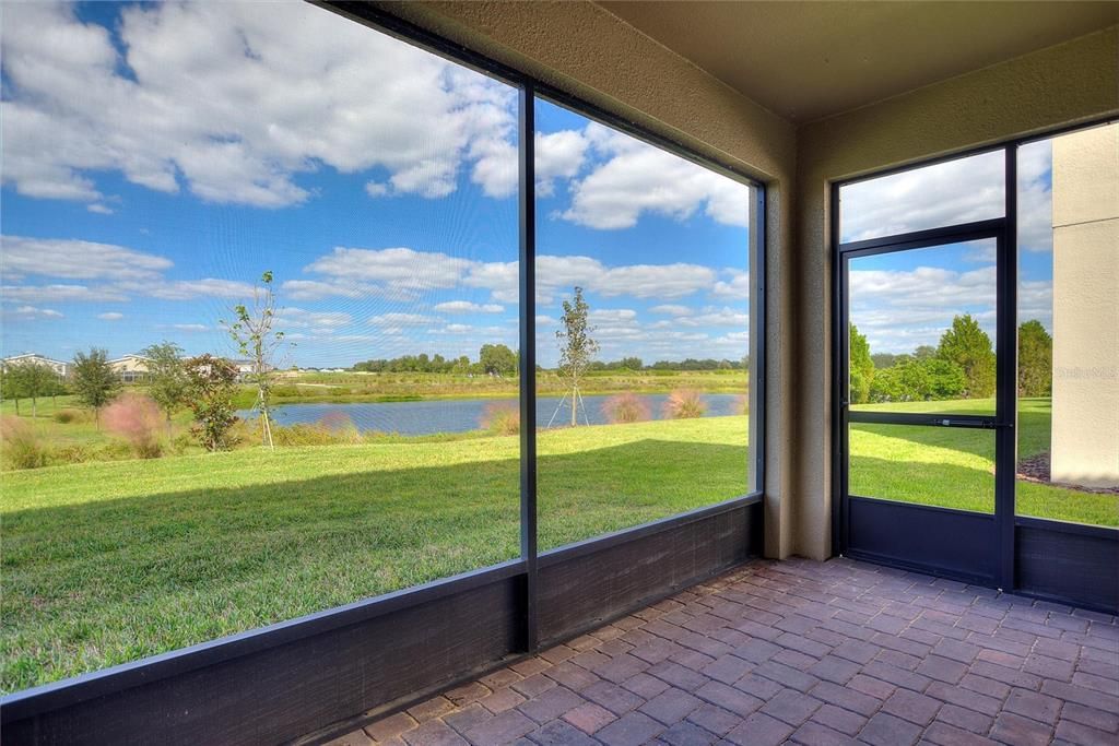 For Rent: $3,000 (4 beds, 2 baths, 2333 Square Feet)