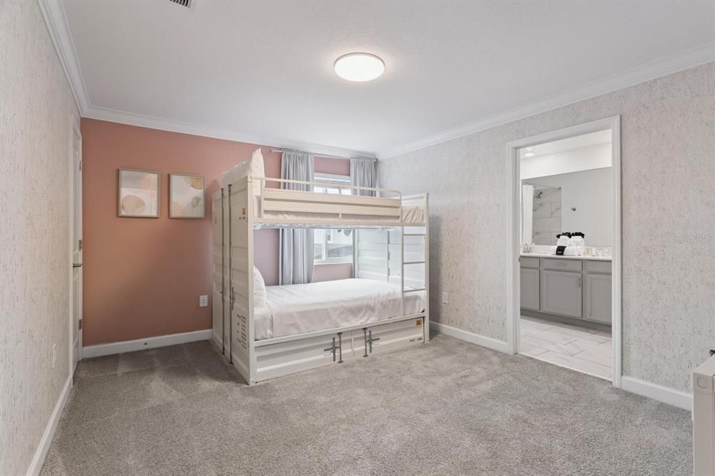 На продажу: $579,000 (5 спален, 4 ванн, 2168 Квадратных фут)