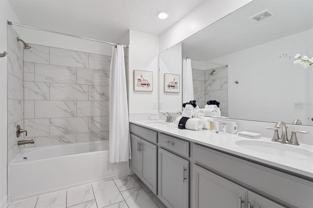 На продажу: $579,000 (5 спален, 4 ванн, 2168 Квадратных фут)