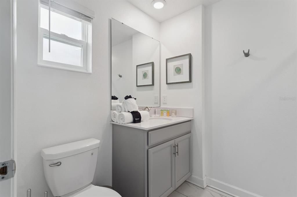 На продажу: $579,000 (5 спален, 4 ванн, 2168 Квадратных фут)