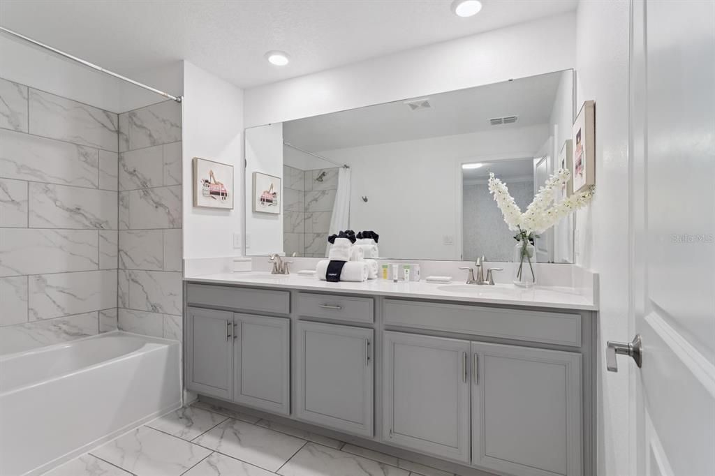 На продажу: $579,000 (5 спален, 4 ванн, 2168 Квадратных фут)