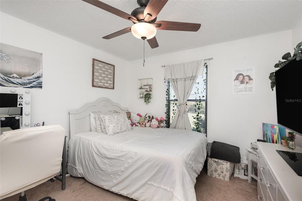 待售: $290,000 (3 贝兹, 2 浴室, 1171 平方英尺)