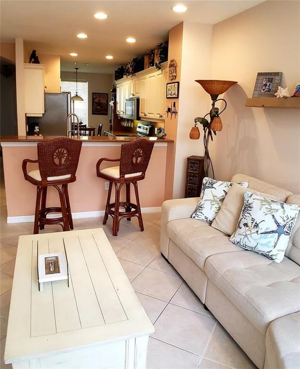 For Sale: $399,000 (3 beds, 2 baths, 1628 Square Feet)