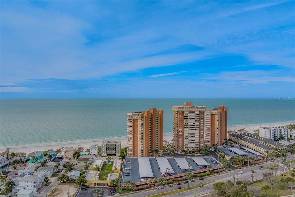 В аренду: $6,000 (2 спален, 2 ванн, 1330 Квадратных фут)