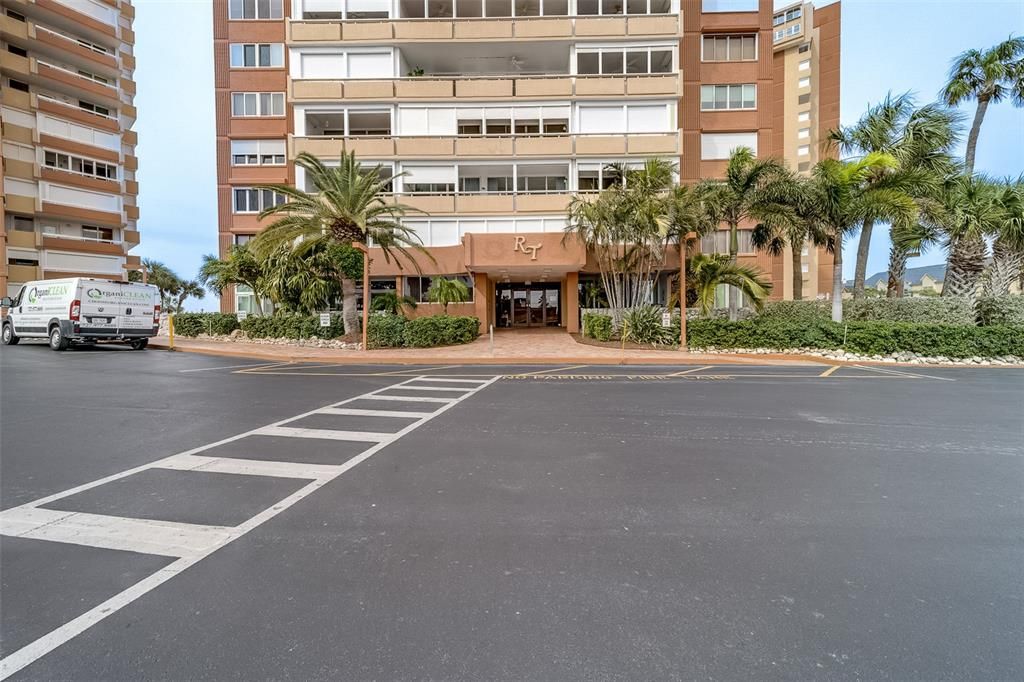 В аренду: $6,000 (2 спален, 2 ванн, 1330 Квадратных фут)