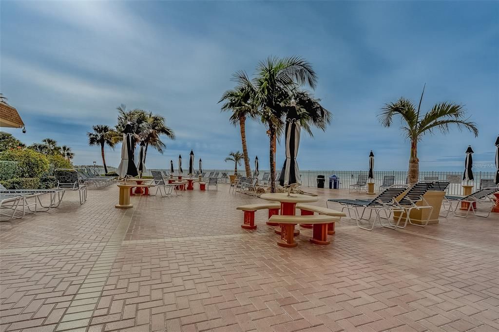 В аренду: $6,000 (2 спален, 2 ванн, 1330 Квадратных фут)