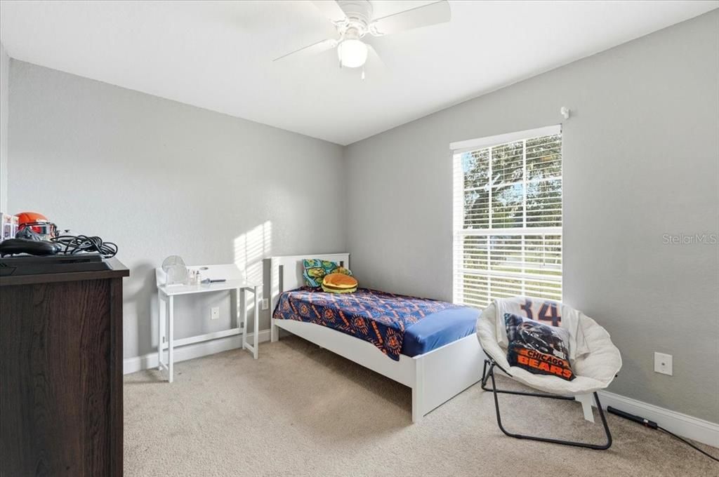 For Sale: $330,000 (3 beds, 2 baths, 1547 Square Feet)