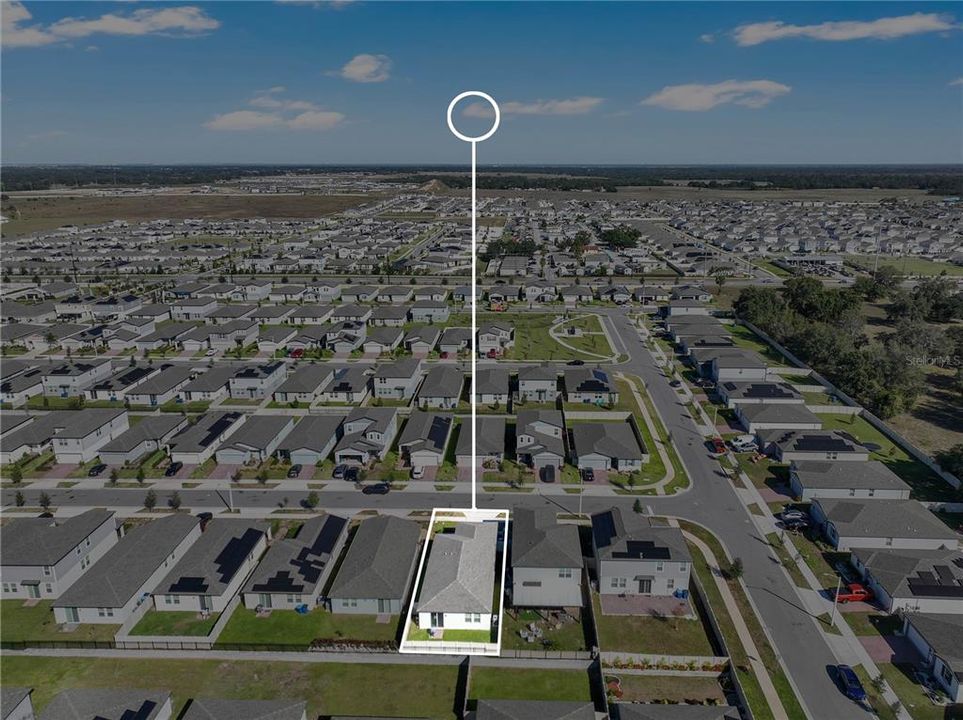 For Rent: $2,150 (4 beds, 2 baths, 1607 Square Feet)