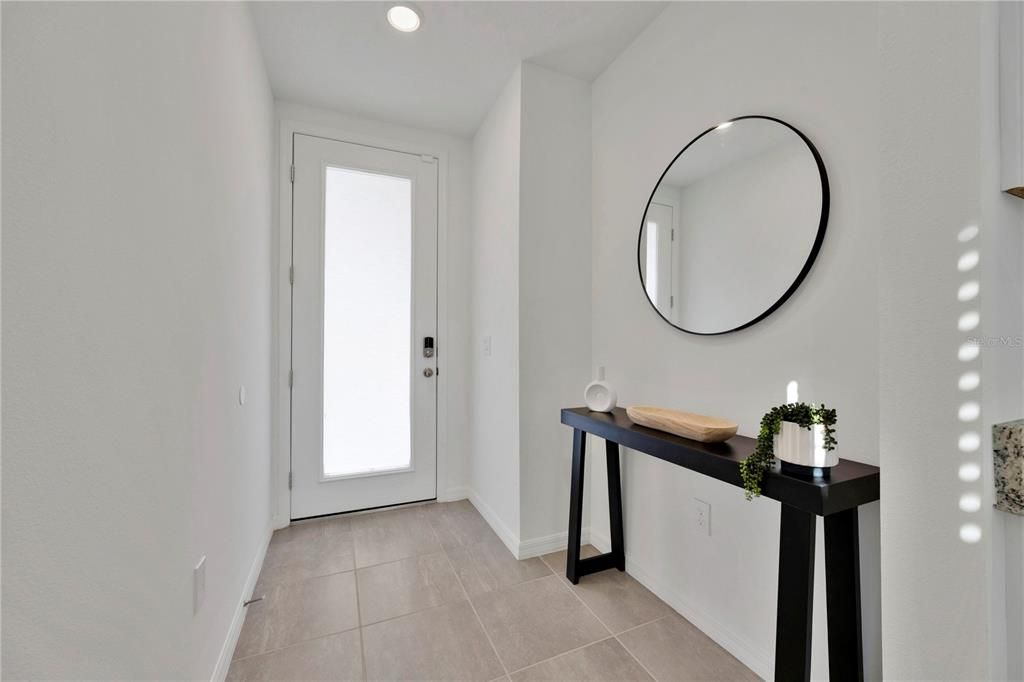 For Rent: $2,150 (4 beds, 2 baths, 1607 Square Feet)