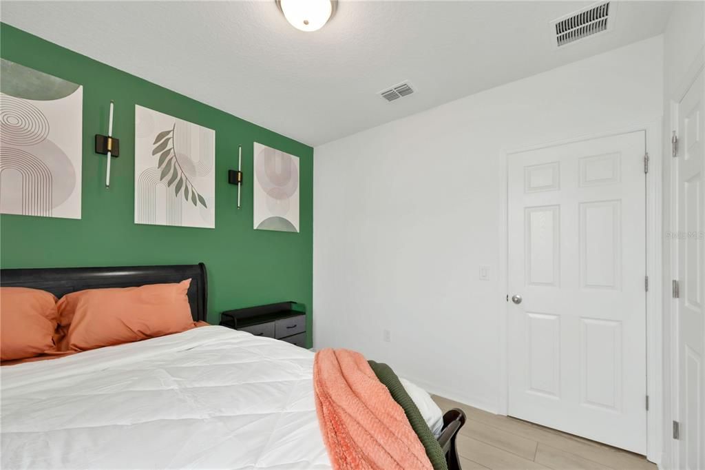 For Rent: $2,150 (4 beds, 2 baths, 1607 Square Feet)