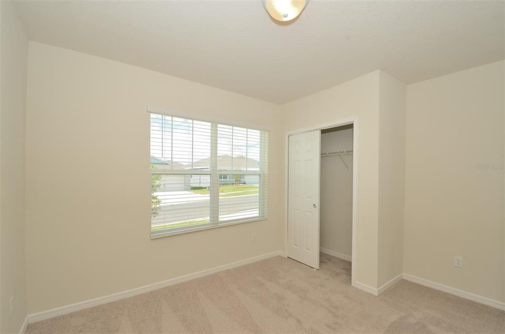 В аренду: $2,150 (4 спален, 2 ванн, 1865 Квадратных фут)