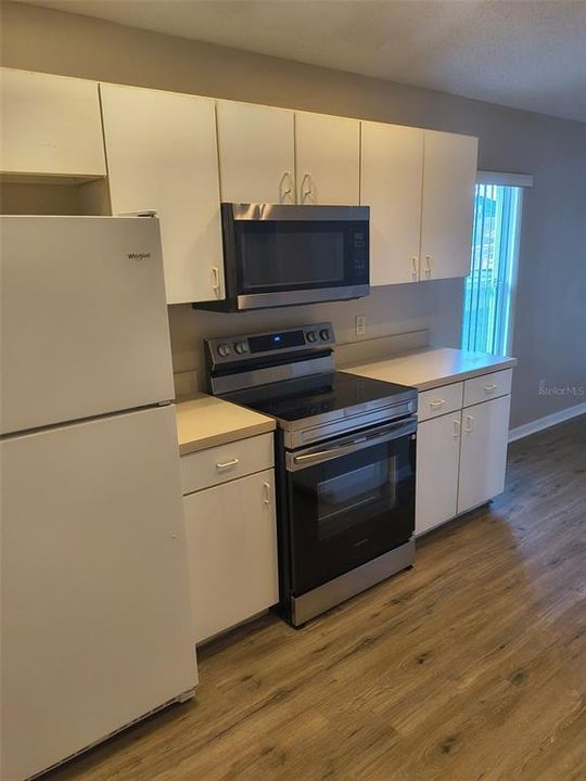 En Renta: $2,250 (4 camas, 2 baños, 1654 Pies cuadrados)