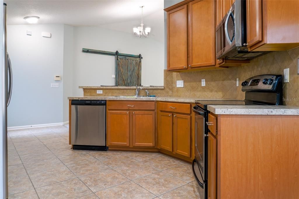 For Sale: $360,000 (3 beds, 2 baths, 1238 Square Feet)