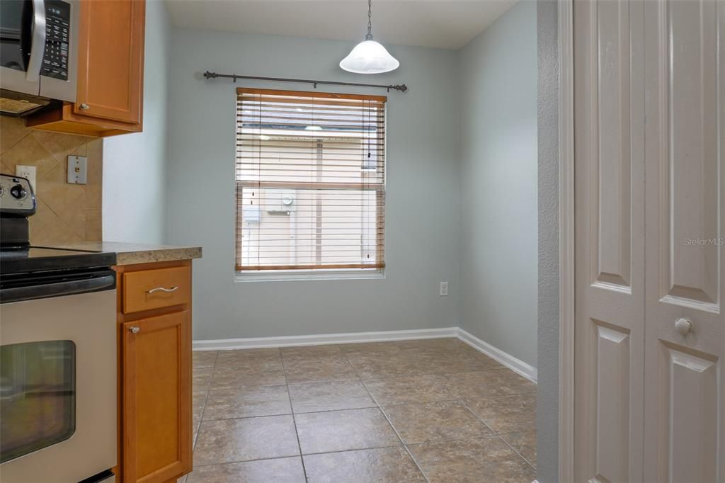 For Sale: $360,000 (3 beds, 2 baths, 1238 Square Feet)