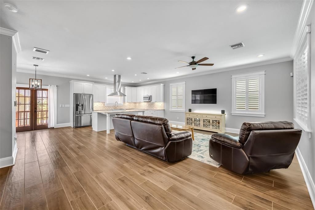 На продажу: $699,900 (3 спален, 2 ванн, 1940 Квадратных фут)