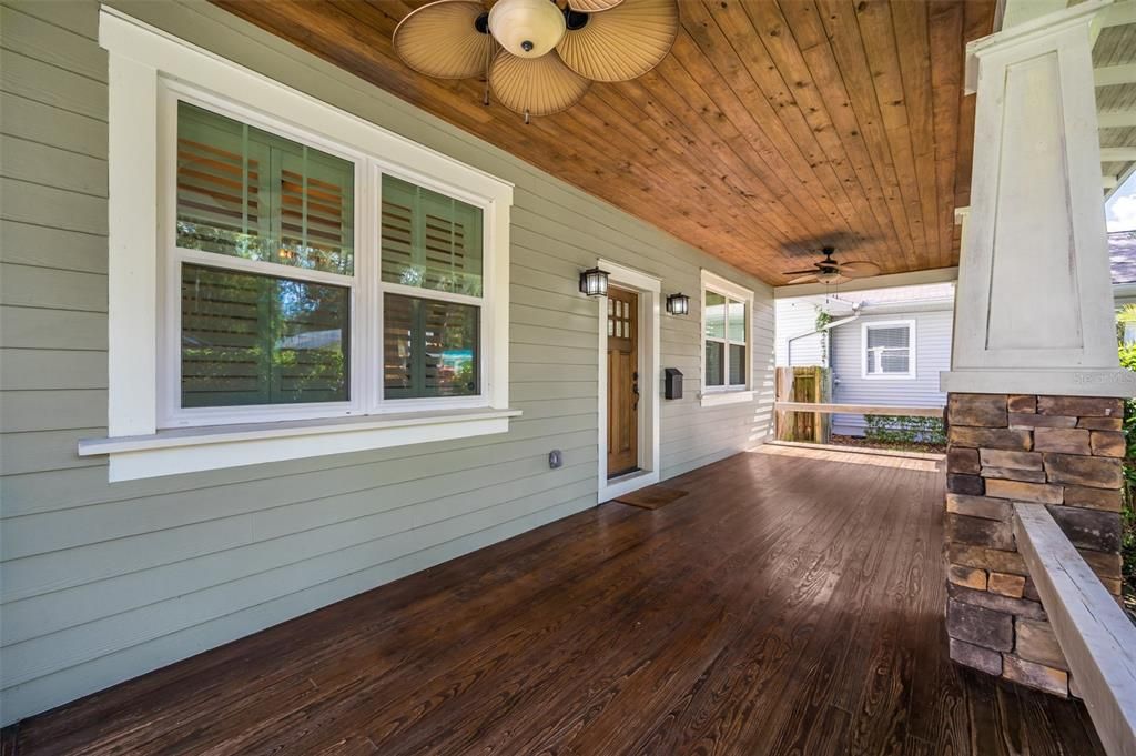 На продажу: $699,900 (3 спален, 2 ванн, 1940 Квадратных фут)