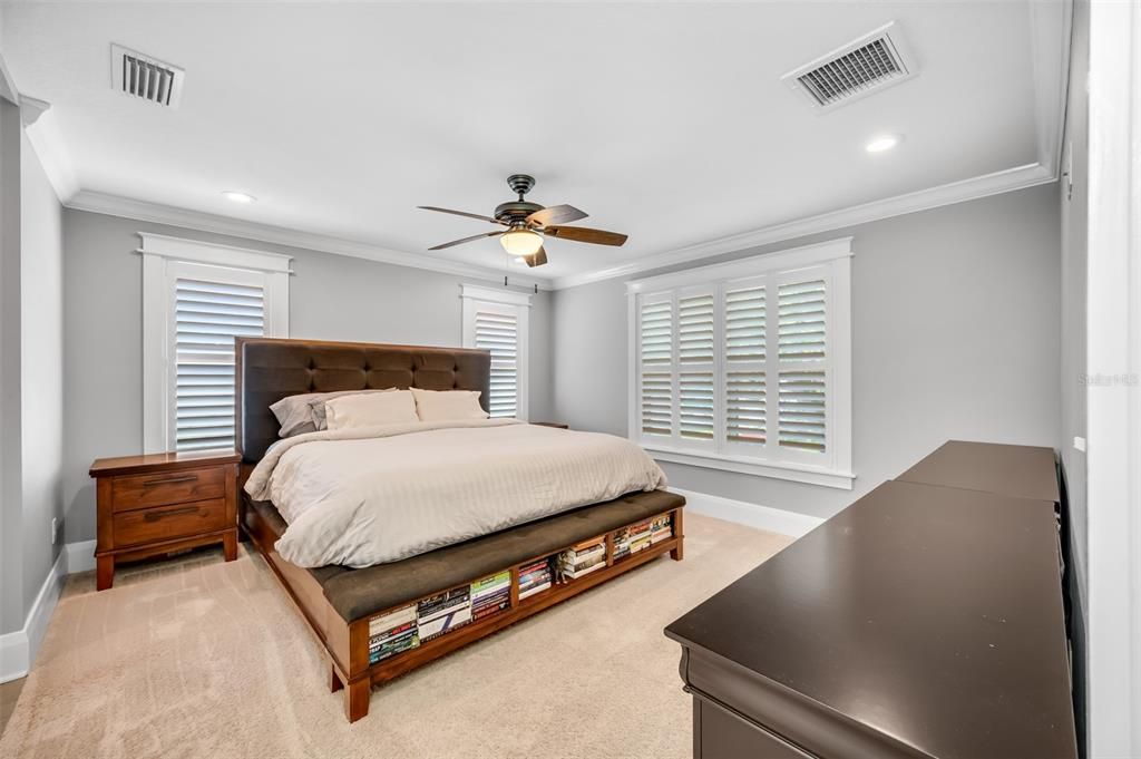 На продажу: $699,900 (3 спален, 2 ванн, 1940 Квадратных фут)