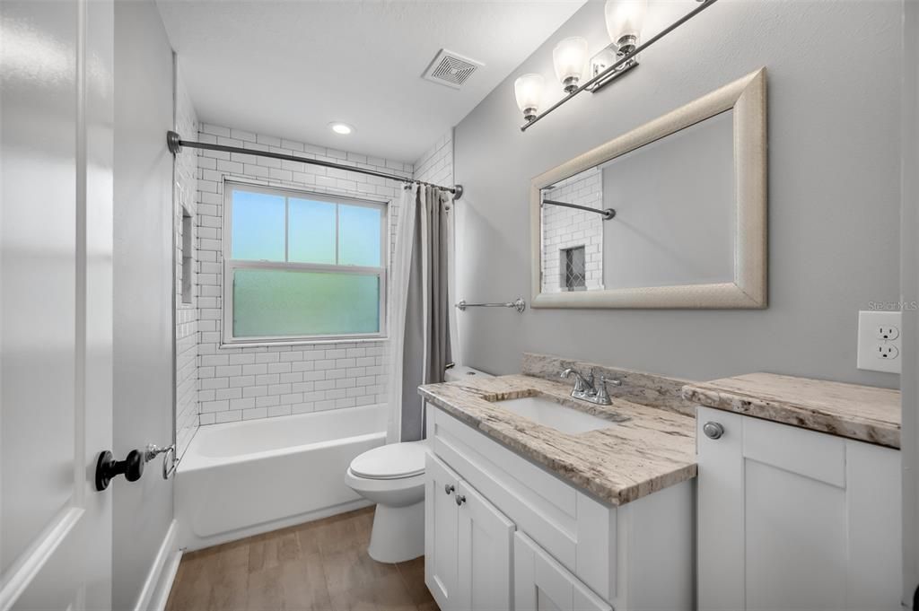 На продажу: $699,900 (3 спален, 2 ванн, 1940 Квадратных фут)