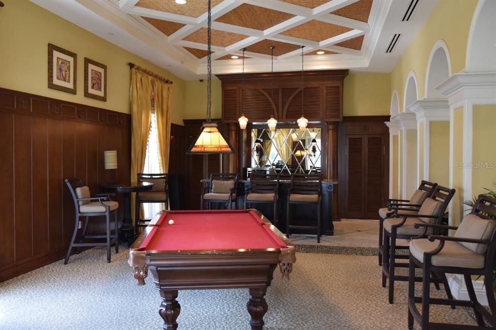 Active With Contract: $1,100,000 (2 beds, 2 baths, 1489 Square Feet)