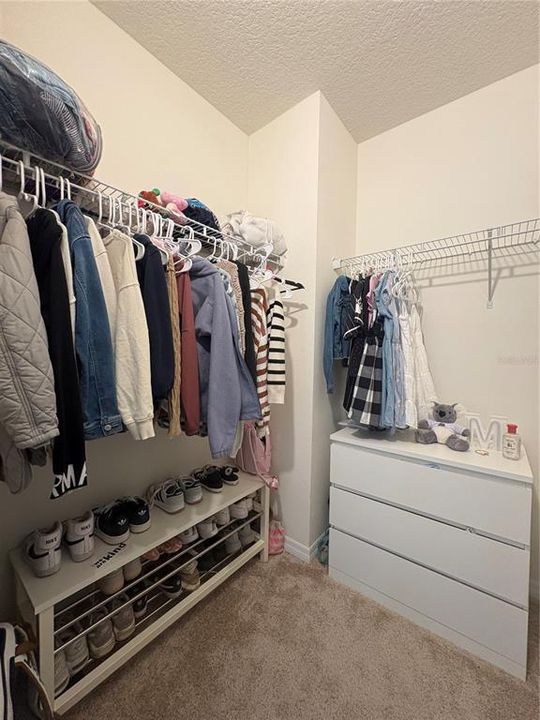 En Renta: $3,550 (4 camas, 3 baños, 2472 Pies cuadrados)