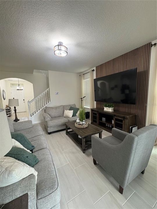 En Renta: $3,550 (4 camas, 3 baños, 2472 Pies cuadrados)