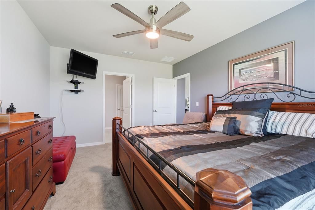 Active With Contract: $300,000 (4 beds, 2 baths, 1822 Square Feet)