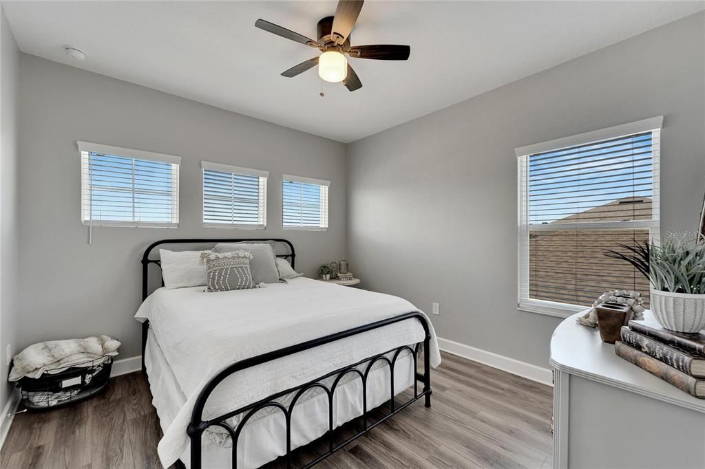 For Sale: $875,000 (4 beds, 3 baths, 3000 Square Feet)