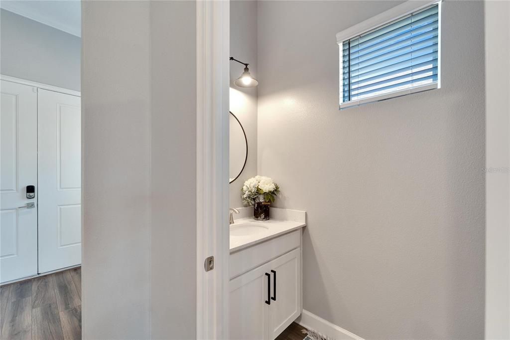 For Sale: $875,000 (4 beds, 3 baths, 3000 Square Feet)