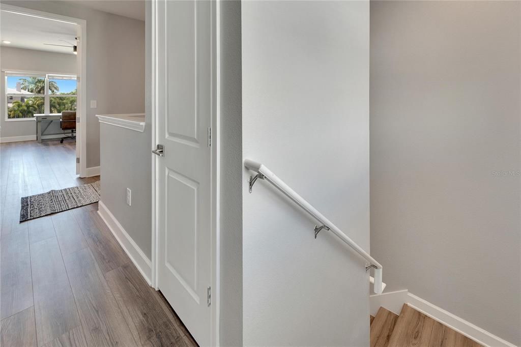 For Sale: $875,000 (4 beds, 3 baths, 3000 Square Feet)