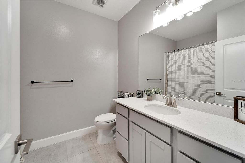 For Sale: $875,000 (4 beds, 3 baths, 3000 Square Feet)